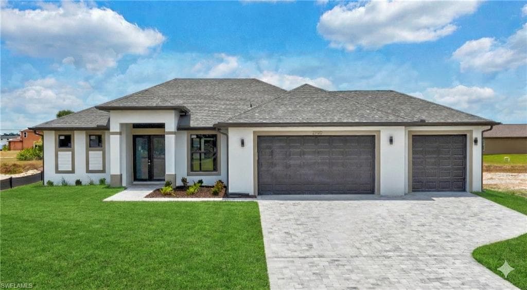 2700 20th TER CAPE CORAL, FL 33993