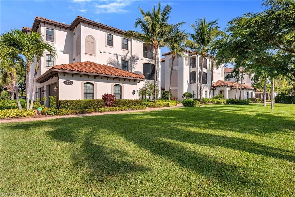 4590 Colony Villas DR 1403 BONITA SPRINGS, FL 34134