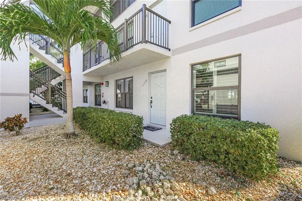 4244 SE 20th PL 116 CAPE CORAL, FL 33904