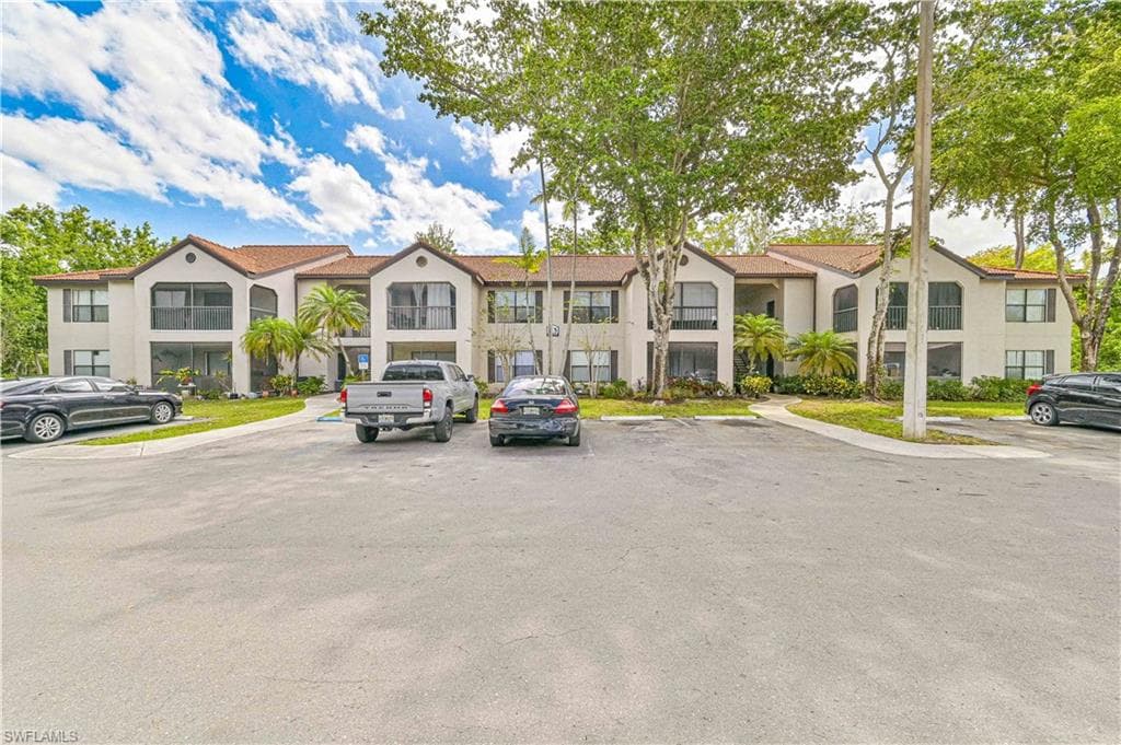 2058 Arbour Walk CIR 3316 NAPLES, FL 34109