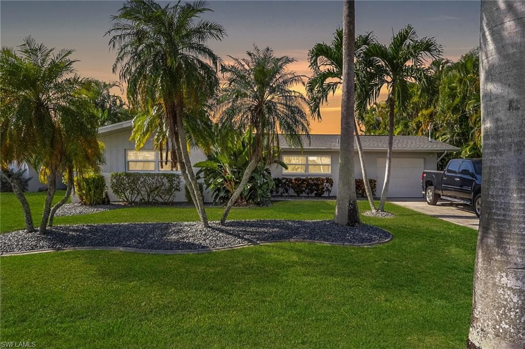 5356 Delano CT CAPE CORAL, FL 33904