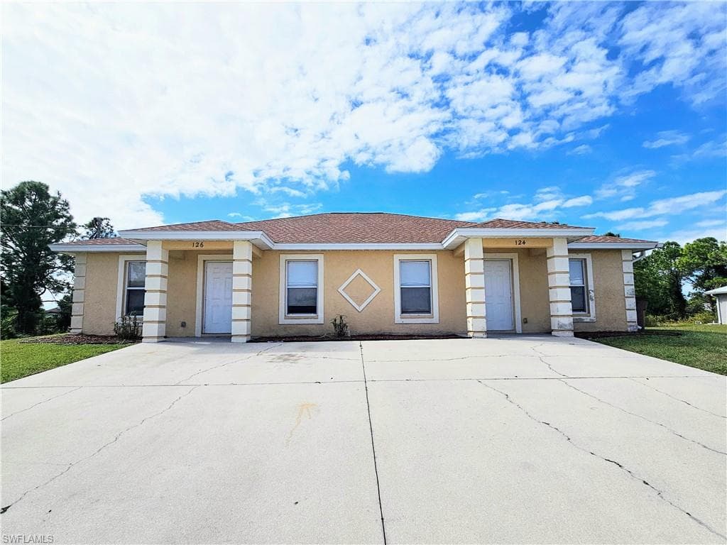 126 Ivan AVE S LEHIGH ACRES, FL 33973