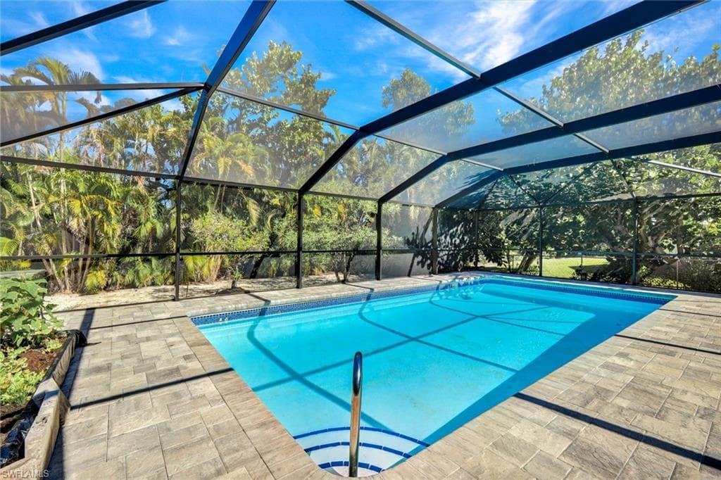 1737 Serenity LN SANIBEL, FL 33957