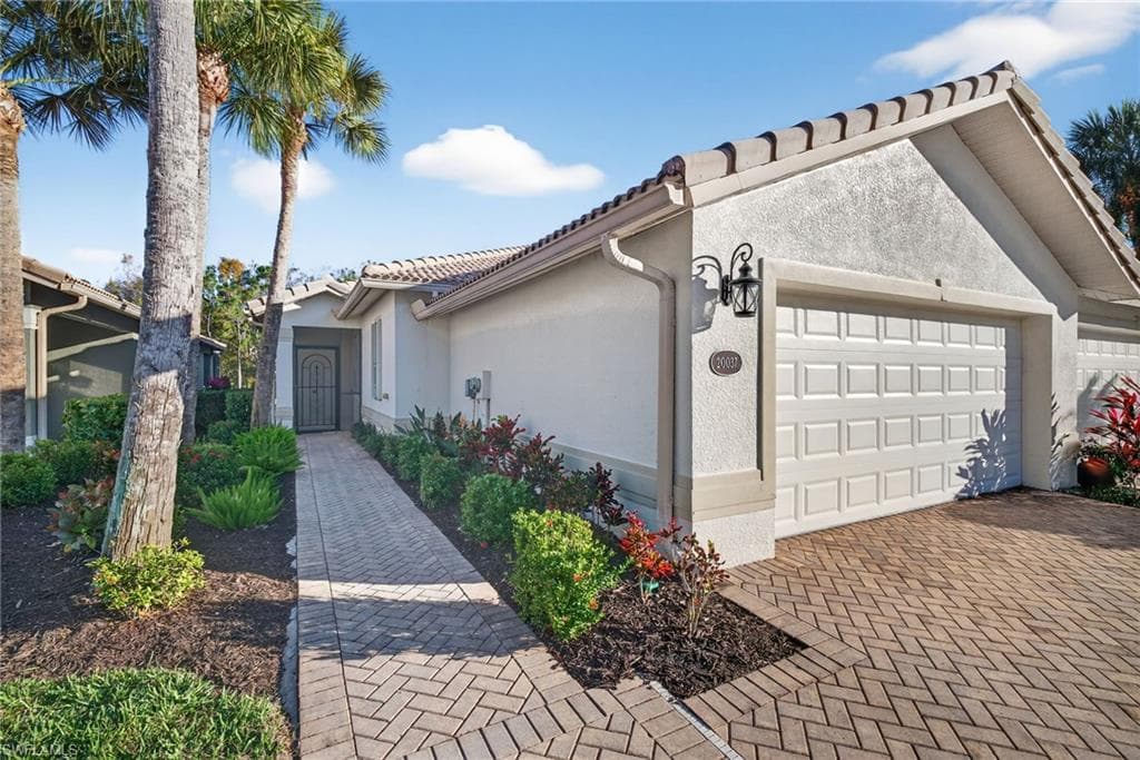 20037 Serre DR ESTERO, FL 33928