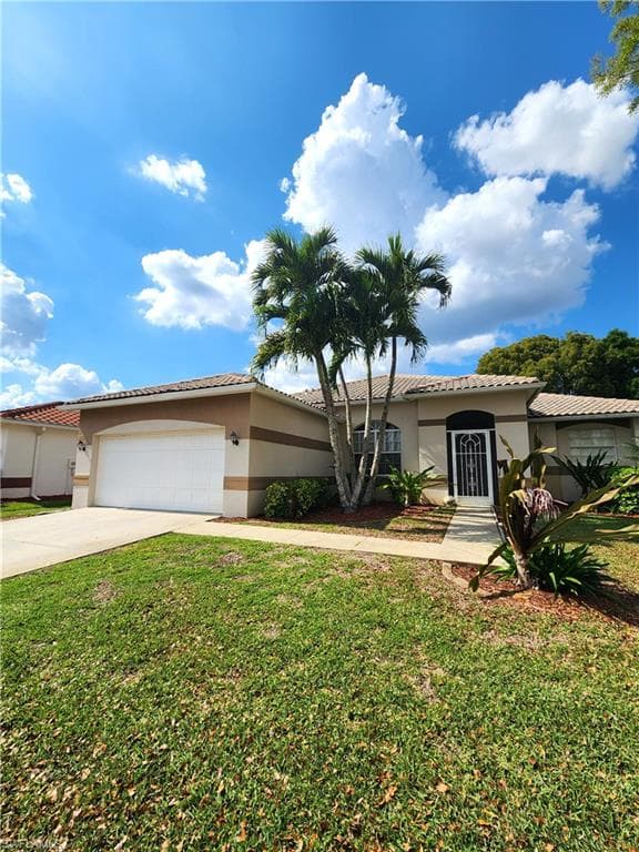 11082 Lakeland CIR FORT MYERS, FL 33913