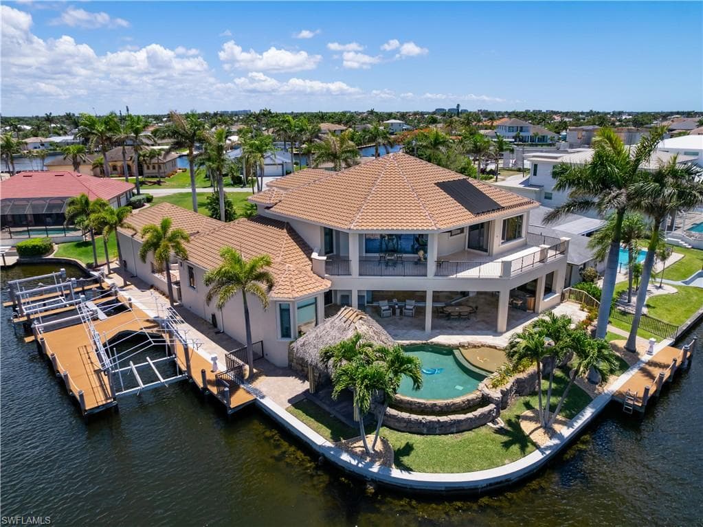 5076 Sorrento CT CAPE CORAL, FL 33904