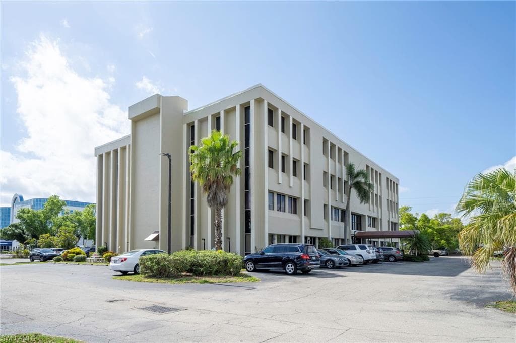 3949 Evans AVE 302 FORT MYERS, FL 33901