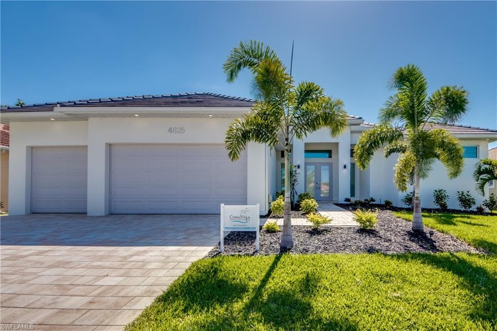 4825 SW 25th PL CAPE CORAL, FL 33914