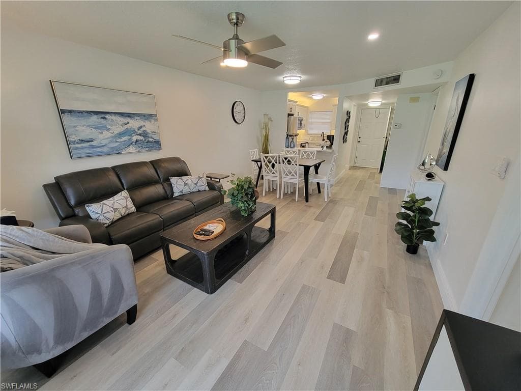 200 Forest Lakes BLVD 111 NAPLES, FL 34105