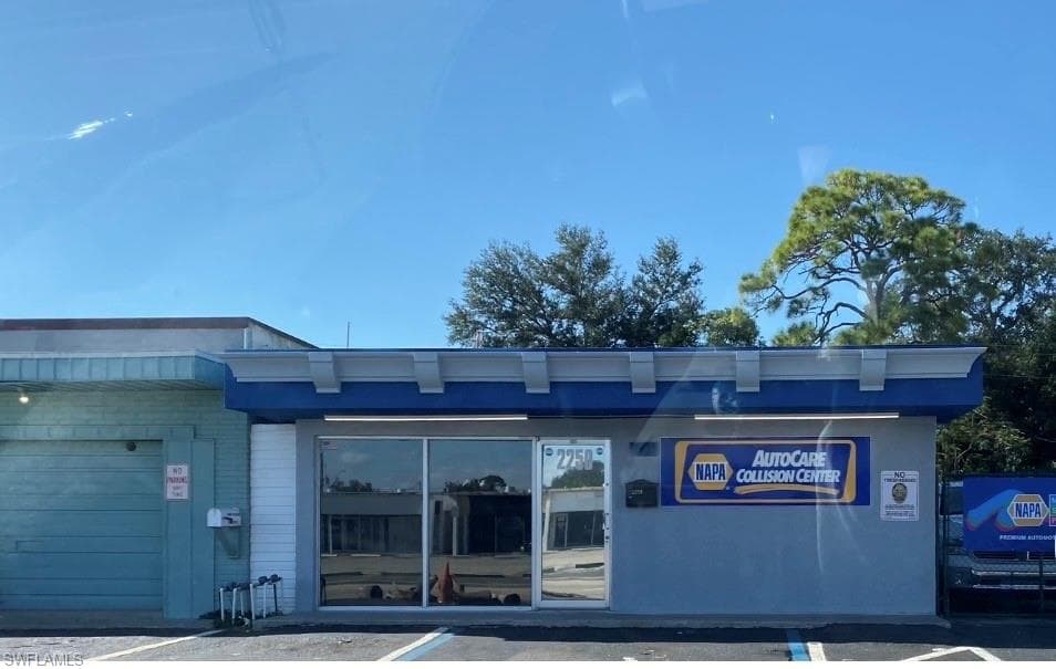 2250 Fowler ST FORT MYERS, FL 33901