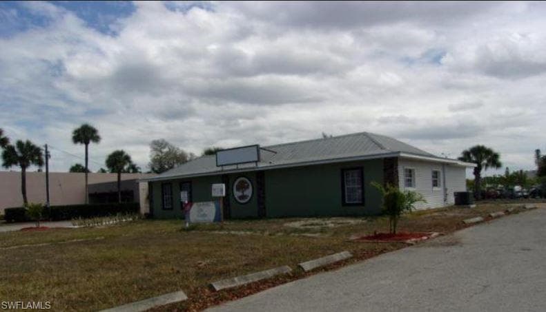 4811 Del Prado BLVD S CAPE CORAL, FL 33904