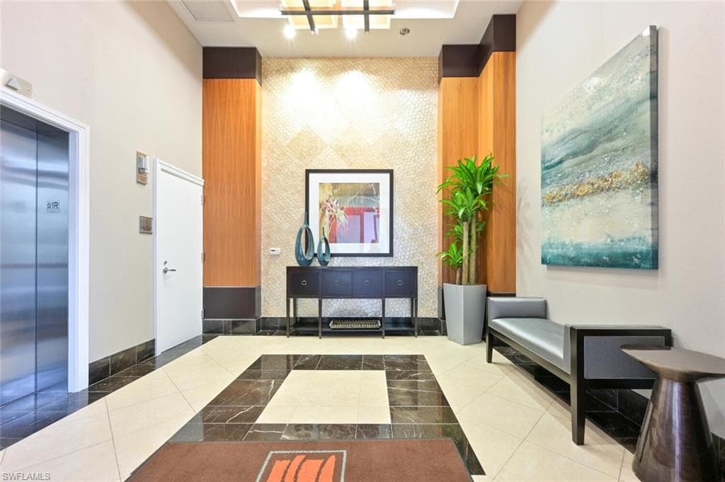 9115 Strada PL 5211 NAPLES, FL 34108