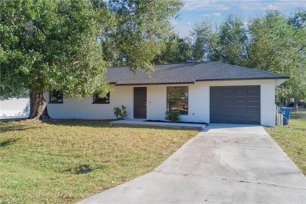 13831 3rd ST FORT MYERS, FL 33905