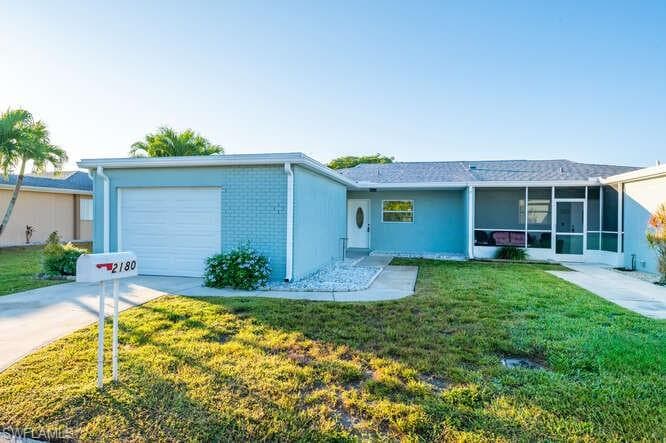 2180 Leisure LN FORT MYERS, FL 33907