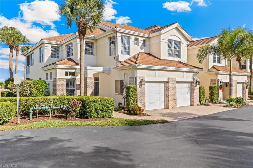 25000 Cypress Hollow CT 101 BONITA SPRINGS, FL 34134