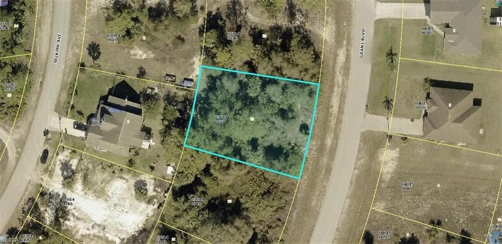 1049 Grant BLVD LEHIGH ACRES, FL 33974