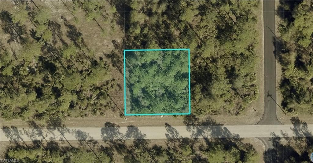4105 E 2nd ST LEHIGH ACRES, FL 33936