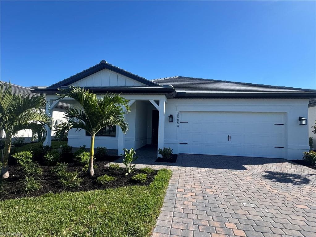 20654 Napa LOOP ESTERO, FL 33928
