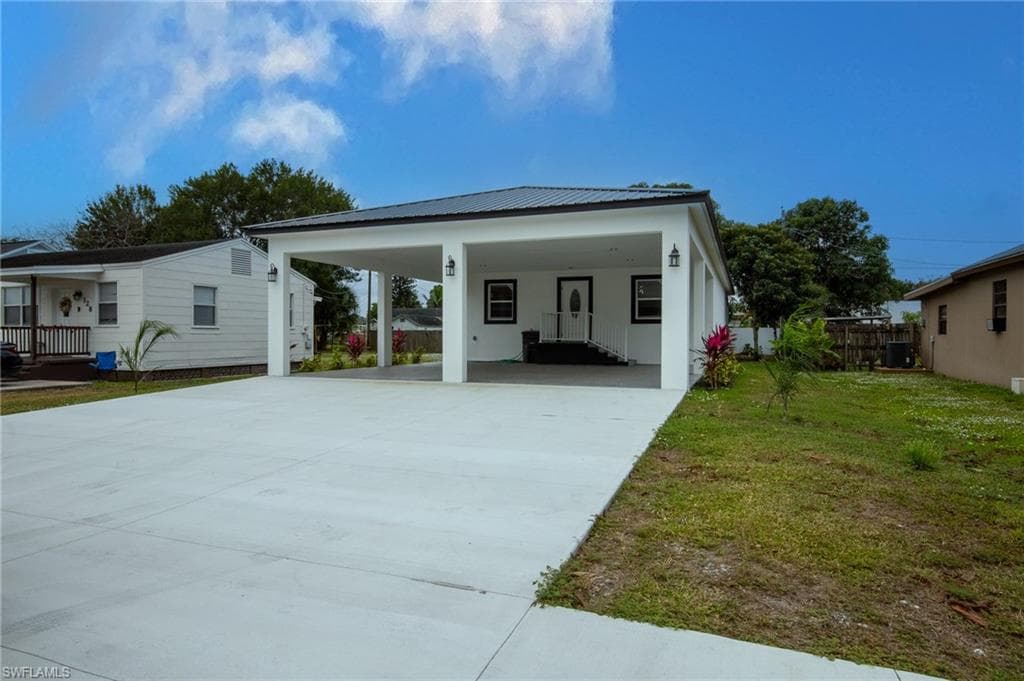 332 W Ventura AVE CLEWISTON, FL 33440