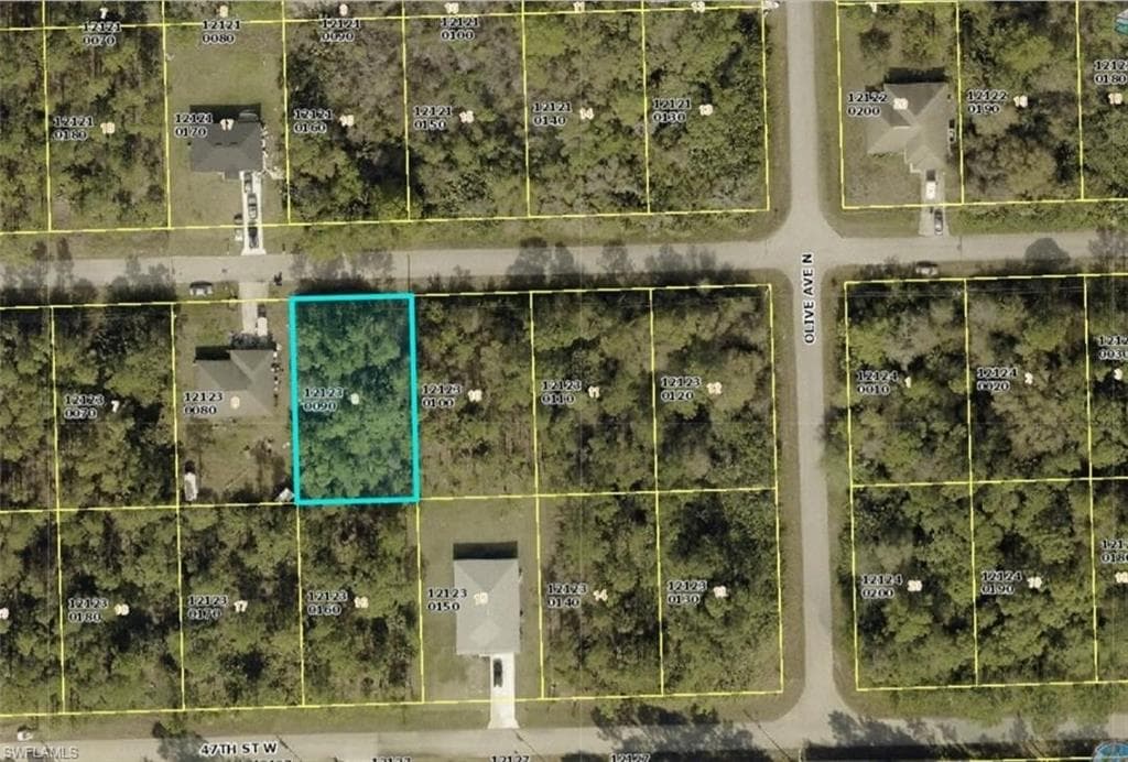 3207 48th ST W LEHIGH ACRES, FL 33971