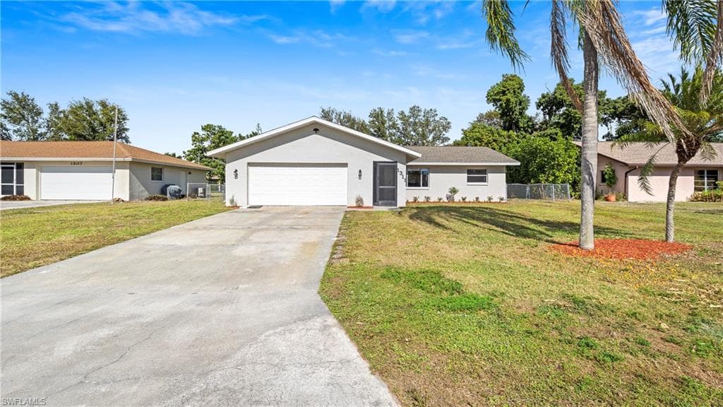 1311 33rd TER CAPE CORAL, FL 33904