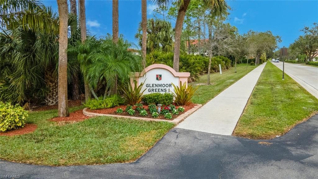 1100 Eastham WAY A-105 NAPLES, FL 34104