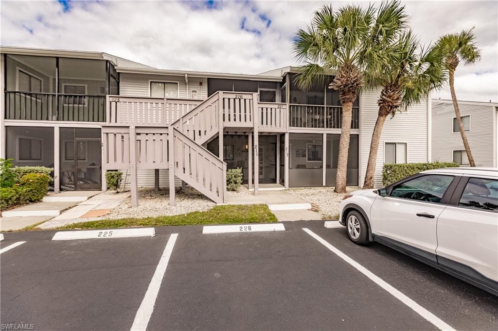 1055 Palm AVE 216 NORTH FORT MYERS, FL 33903
