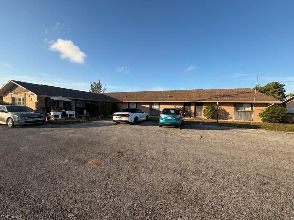 817 Gleason PKWY 3 CAPE CORAL, FL 33914