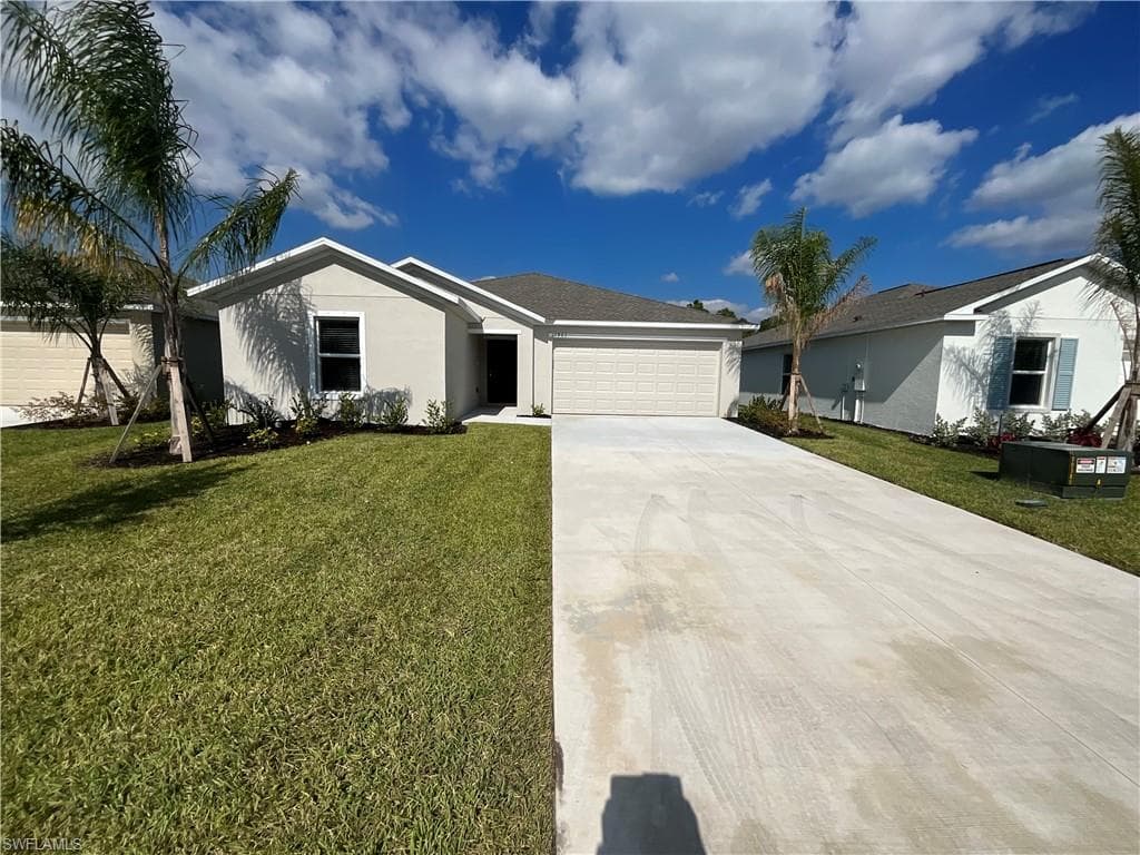 11961 Savanna Lakes BLVD LEHIGH ACRES, FL 33974