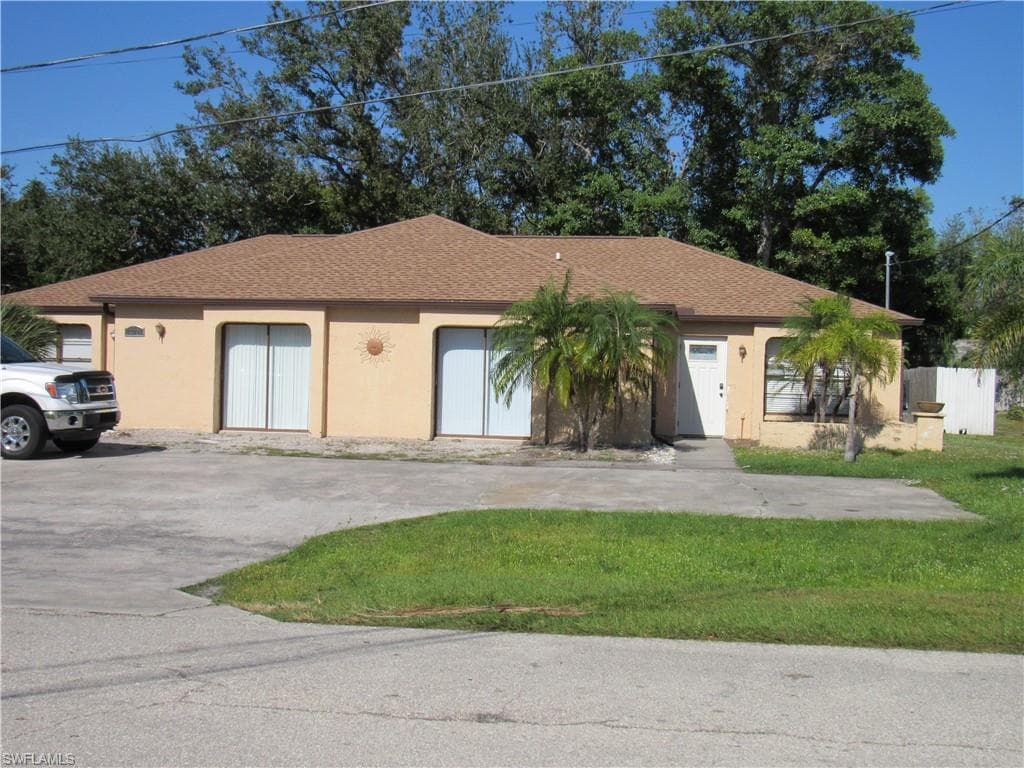 17226/17228 Whitewater CT FORT MYERS BEACH, FL 33931