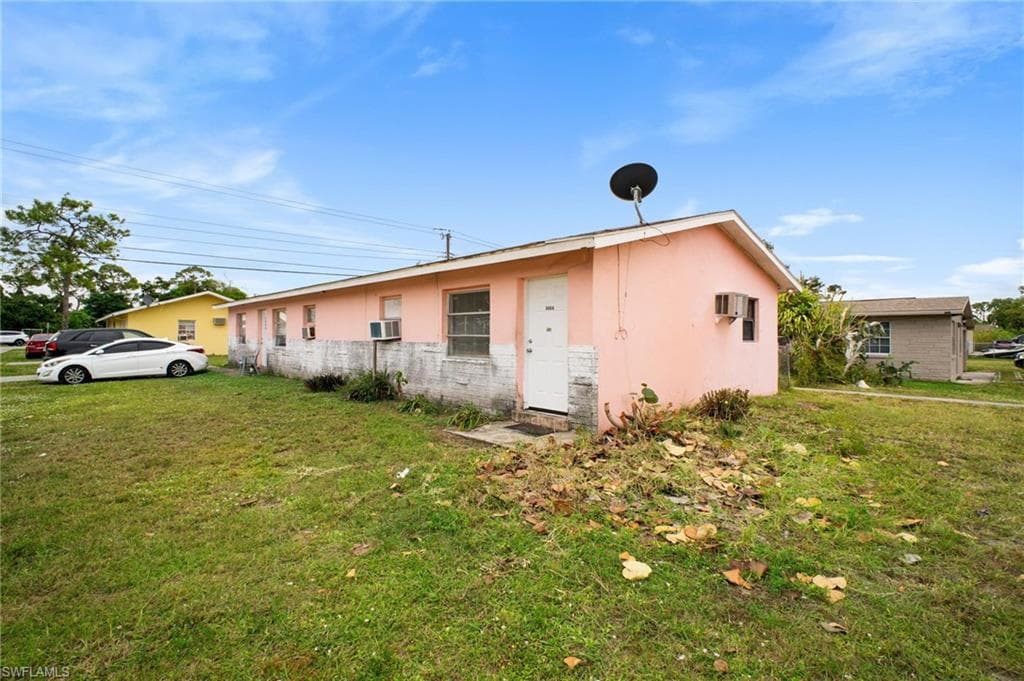 1604 oak DR FORT MYERS, FL 33907