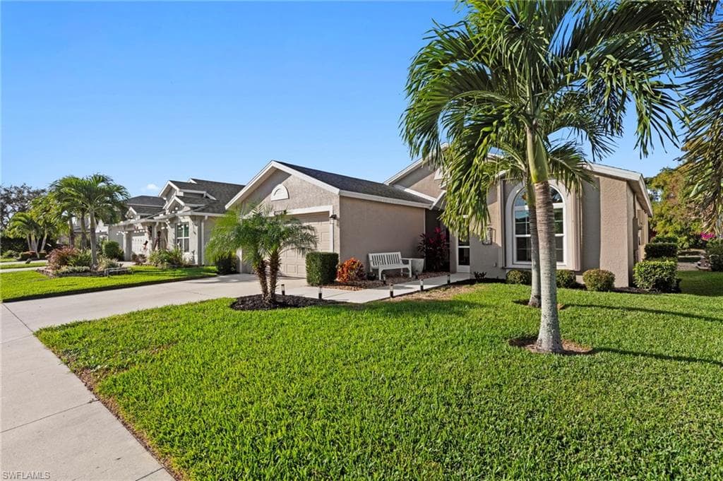 21636 Windham RUN ESTERO, FL 33928