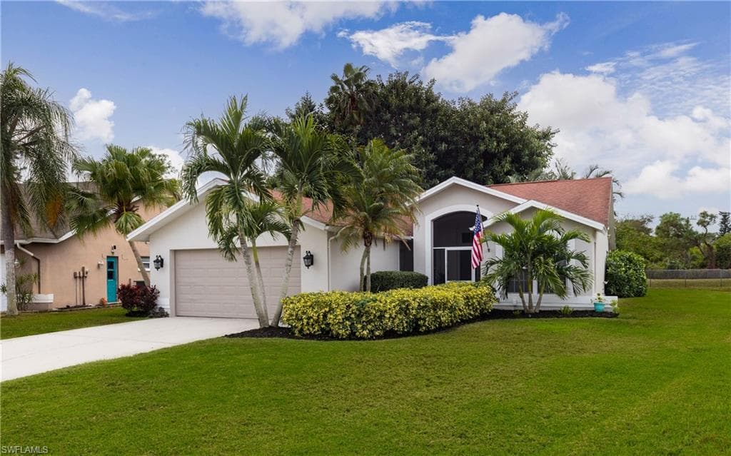 18112 Horseshoe Bay CIR FORT MYERS, FL 33967