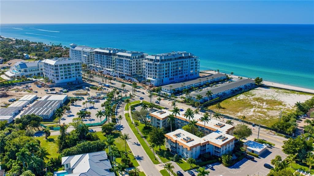 1100 Gulf Shore BLVD N 108 NAPLES, FL 34103