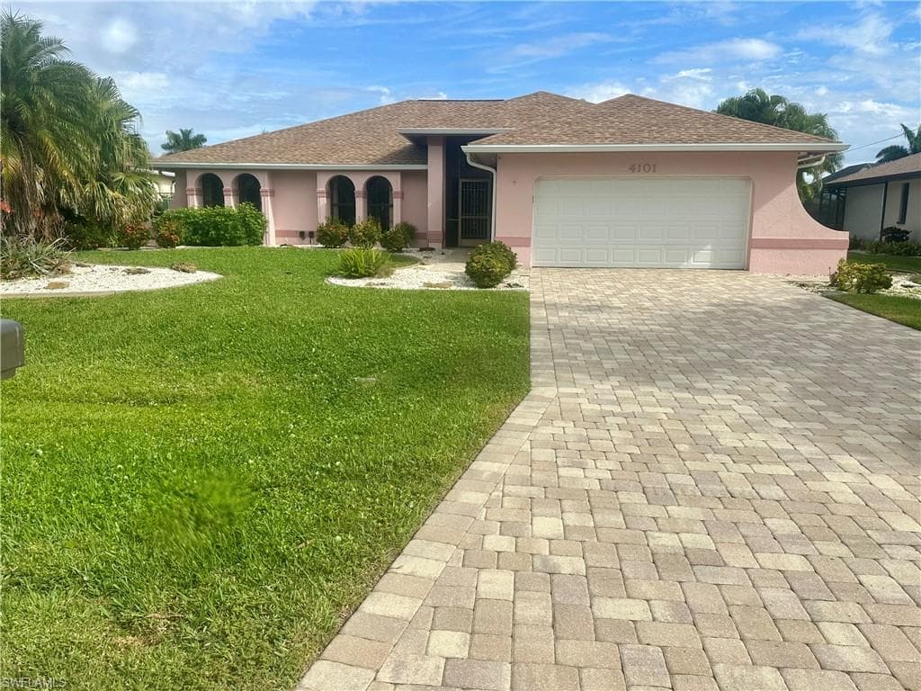 4101 SW 28th PL CAPE CORAL, FL 33914