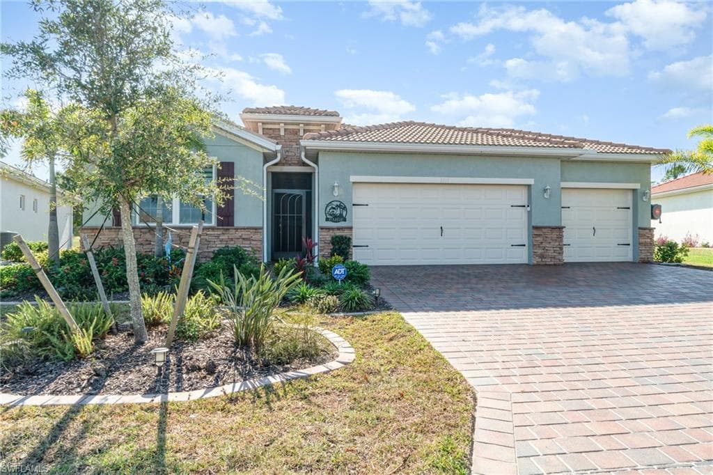 3310 Cherry Palm DR NORTH FORT MYERS, FL 33917
