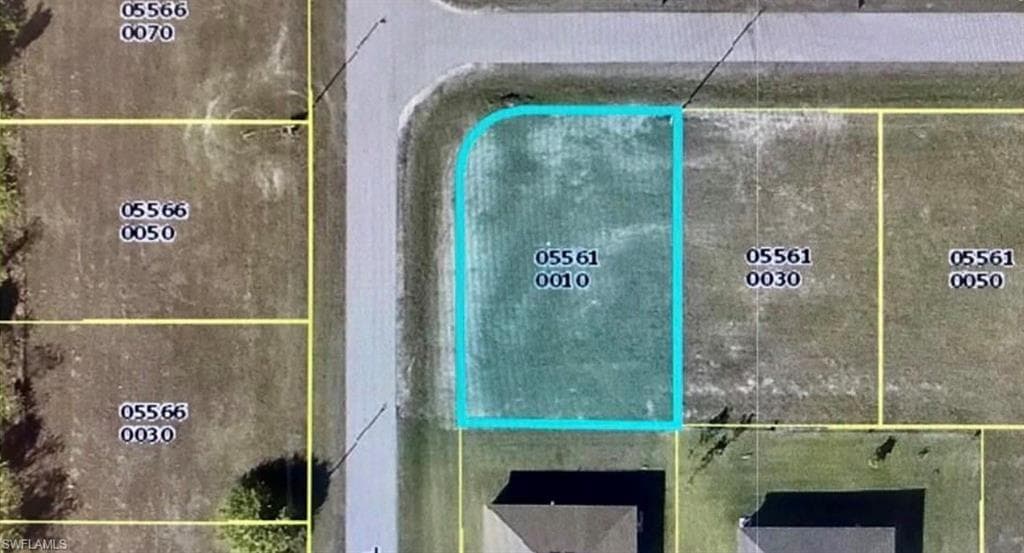 918 33rd TER CAPE CORAL, FL 33909