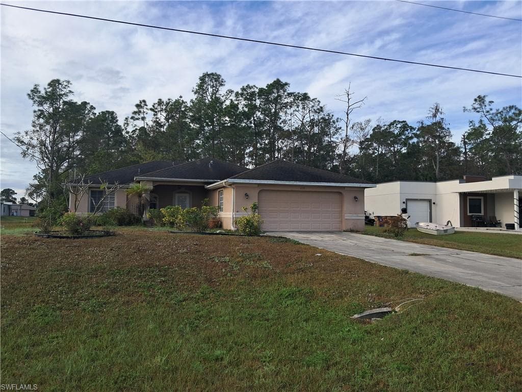 135 Greenbriar BLVD LEHIGH ACRES, FL 33972
