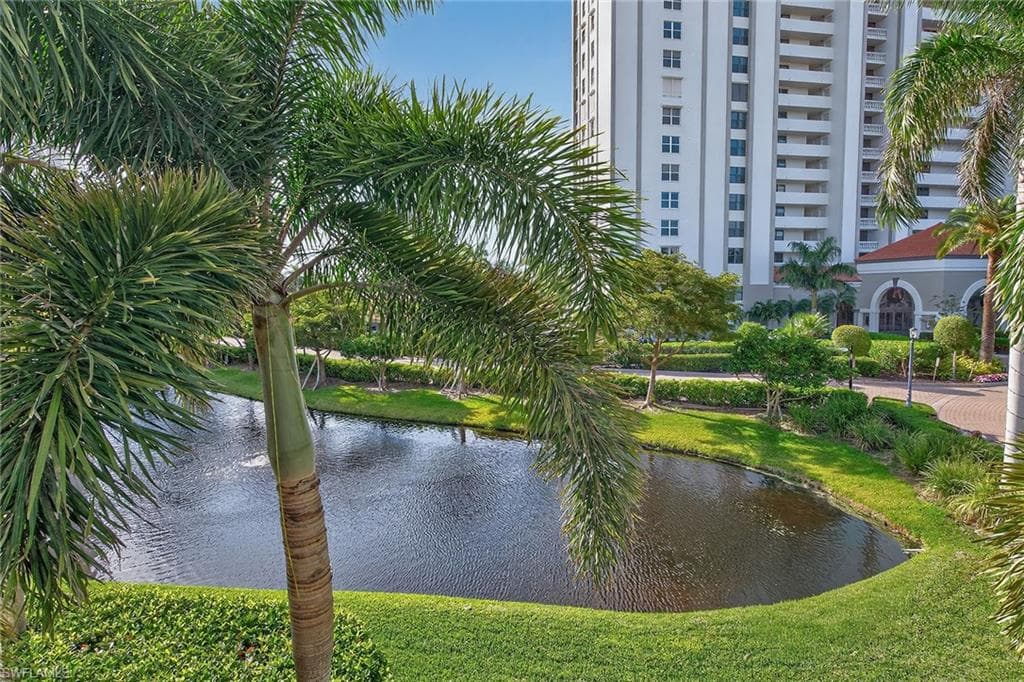 6537 Marissa LOOP 4 NAPLES, FL 34108