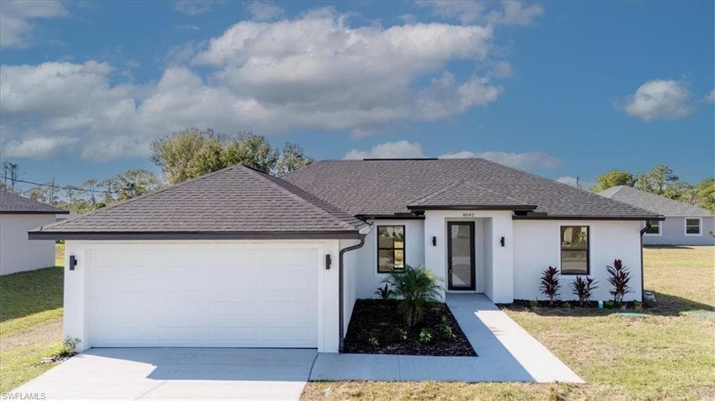 8042 Buttercup CIR LABELLE, FL 33935