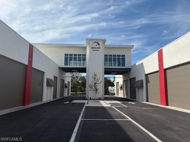 5705 Taylor RD 7 NAPLES, FL 34109