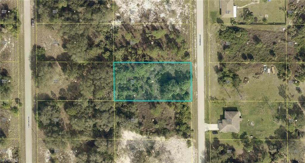 1613 Truman AVE LEHIGH ACRES, FL 33972
