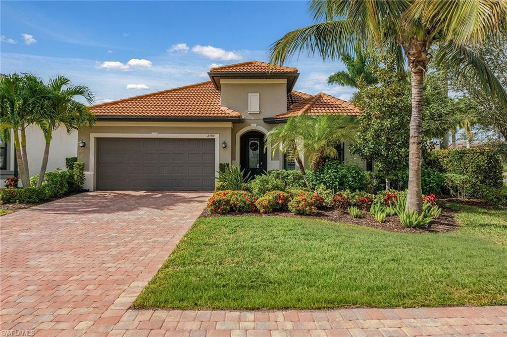2797 Amaranda CT NAPLES, FL 34114
