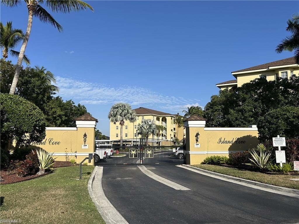 1785 Four Mile Cove PKWY 342 CAPE CORAL, FL 33990