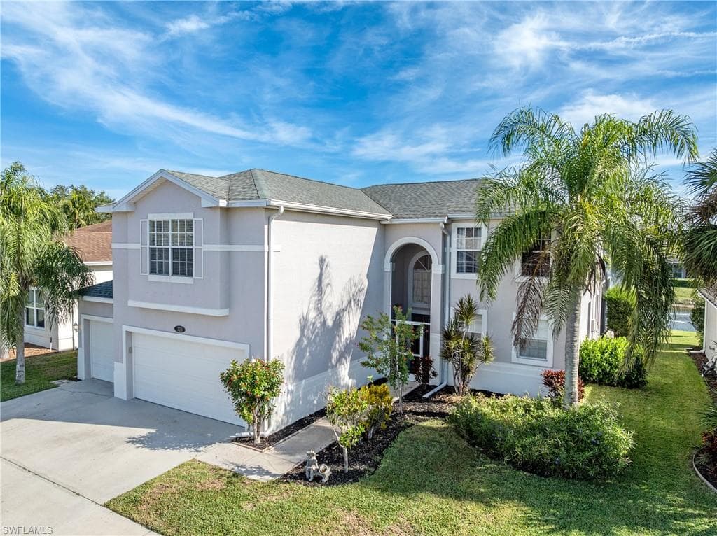 320 Spider Lily LN NAPLES, FL 34119