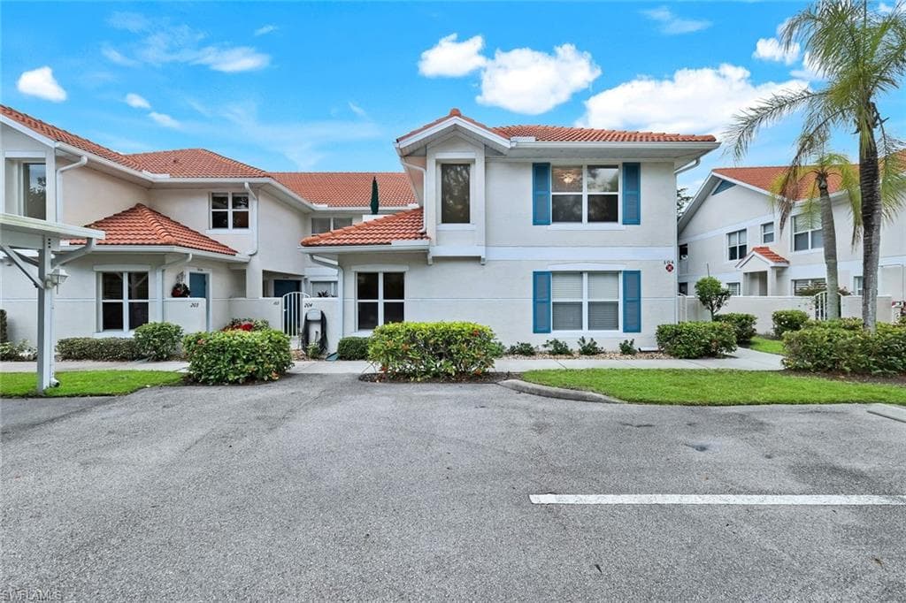 5070 Cedar Springs DR 204 NAPLES, FL 34110