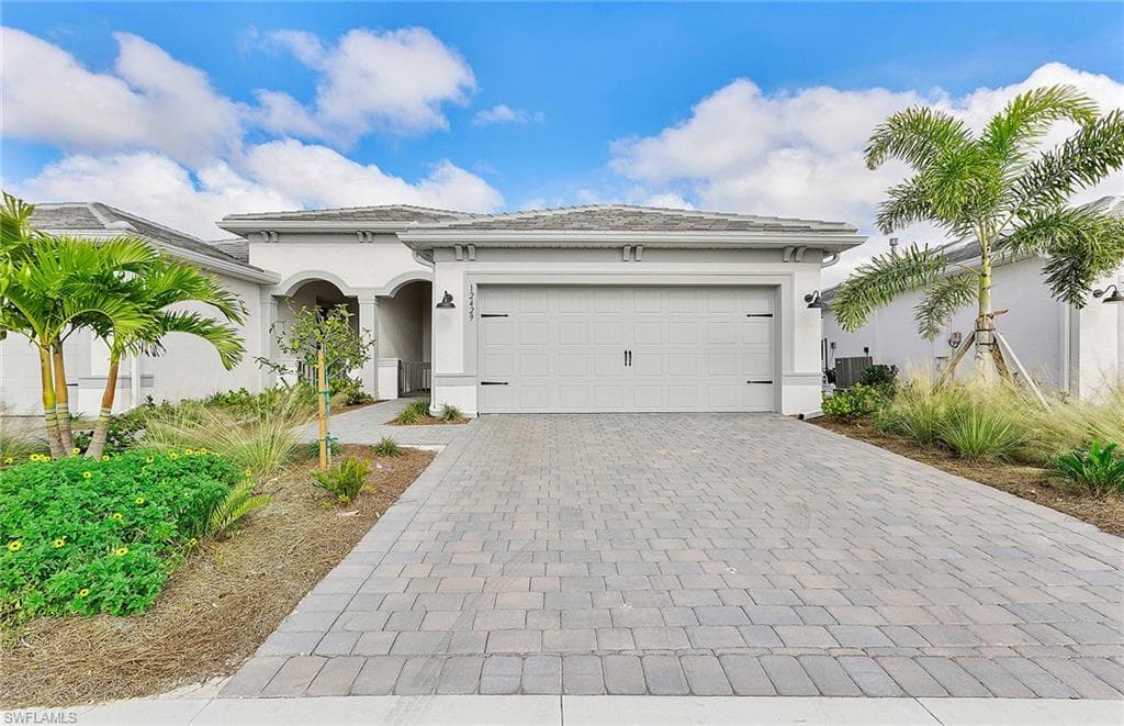 12669 Pyrite CT ALVA, FL 33920