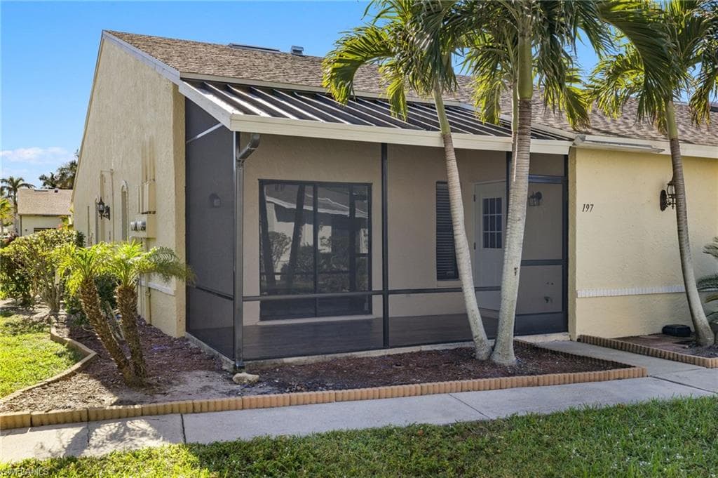 1518 SW Courtyards LN 197 CAPE CORAL, FL 33914