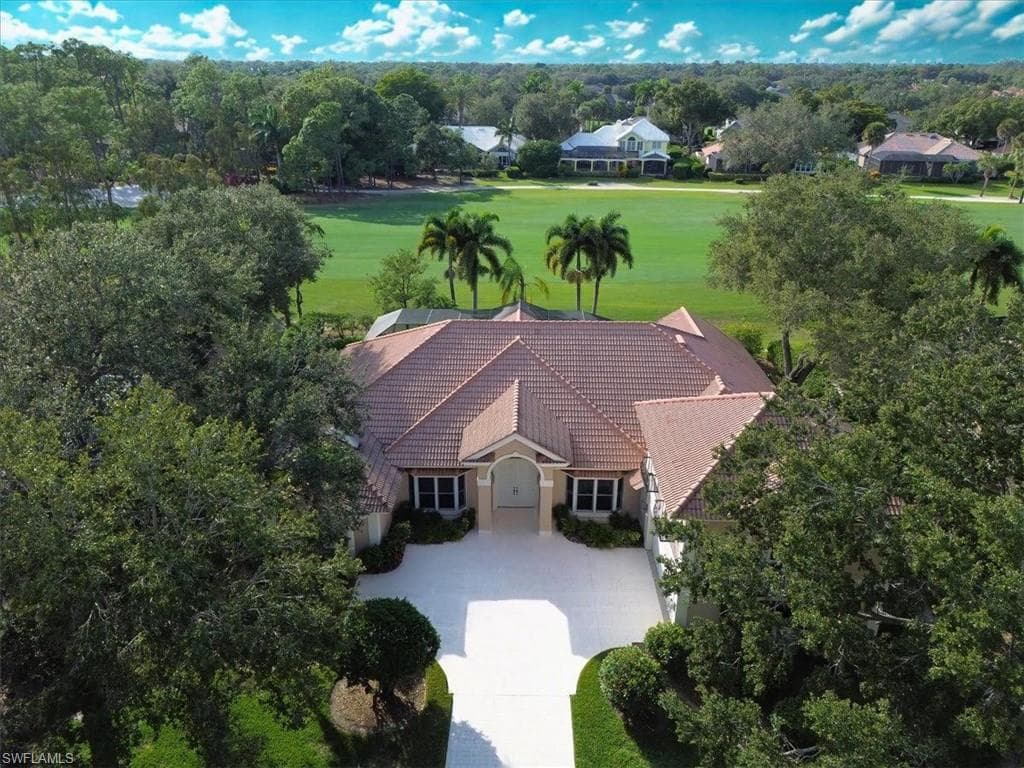 425 Rosemeade LN NAPLES, FL 34105