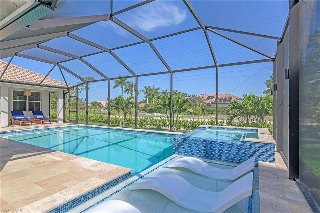 1020 Tivoli LN NAPLES, FL 34104